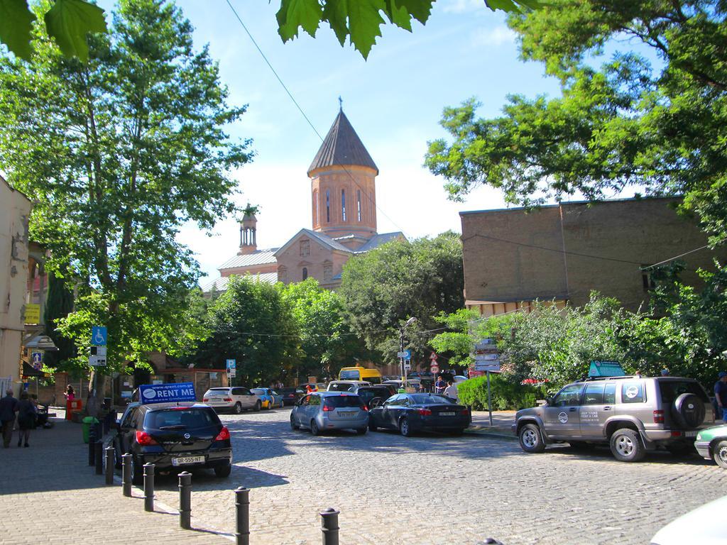 Puris Moedani Apartments Tbilisi Exterior photo