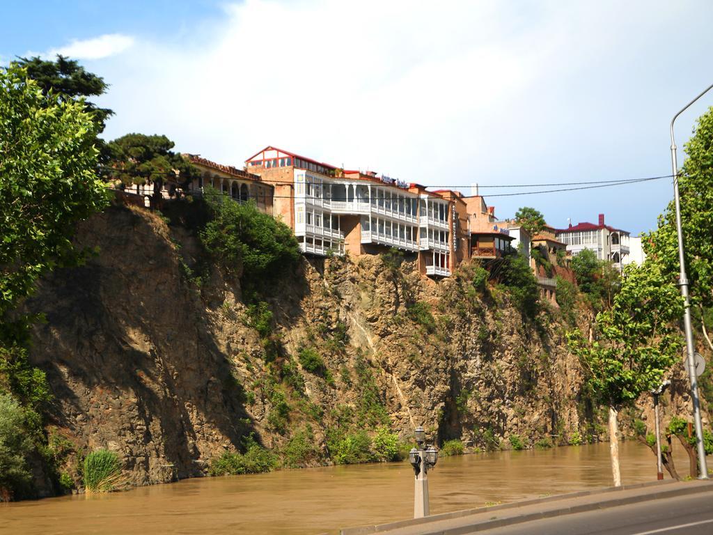 Puris Moedani Apartments Tbilisi Exterior photo