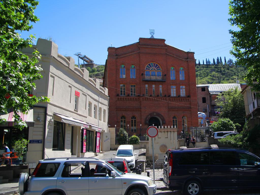 Puris Moedani Apartments Tbilisi Exterior photo